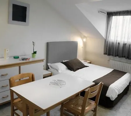 Residences Guerlin Apart Otel 2*